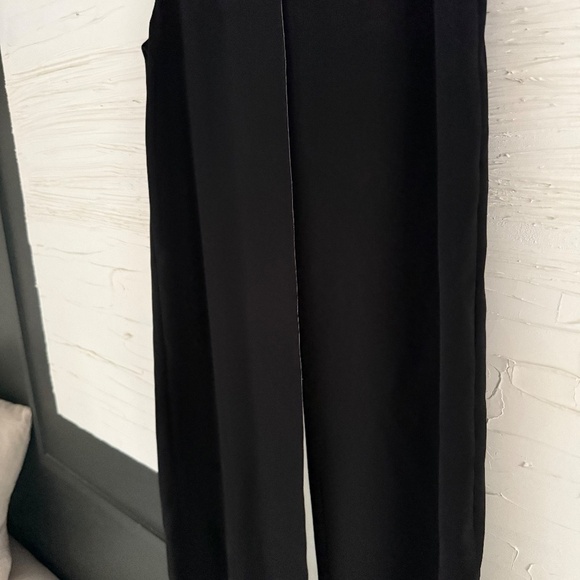 Vince Designer Black Shift Dress | Size 4  | Subtle Front Slit 🖤🤍 - Picture 4 of 7